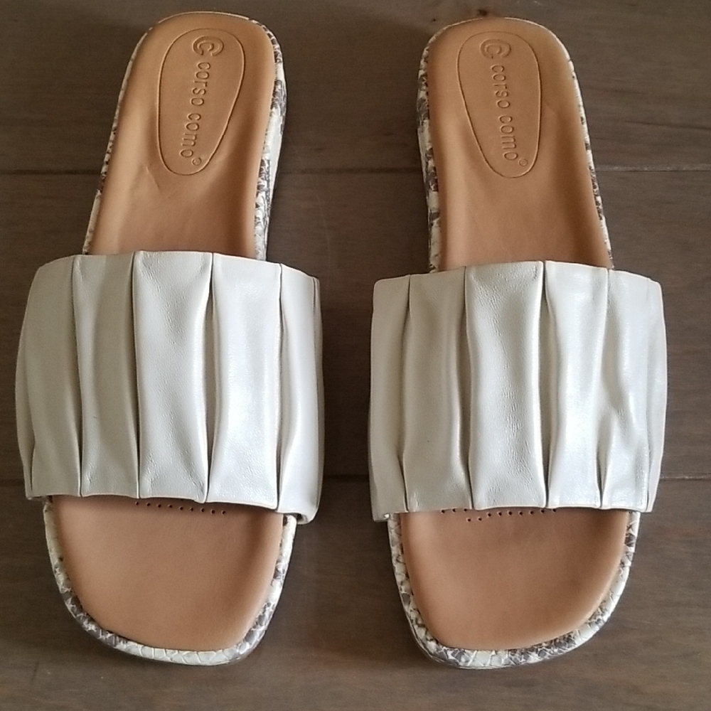 Corso Como Harisya Slide